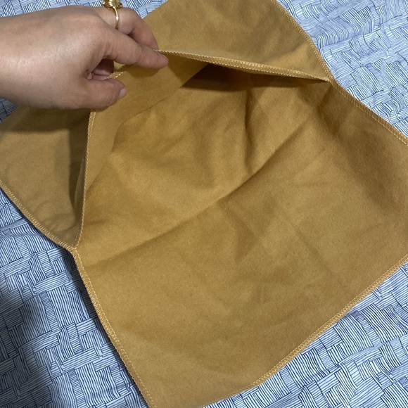 Lv dustbag good used condition clean in and out 12x 7 in inches no foul smell - Picture 3 of 3